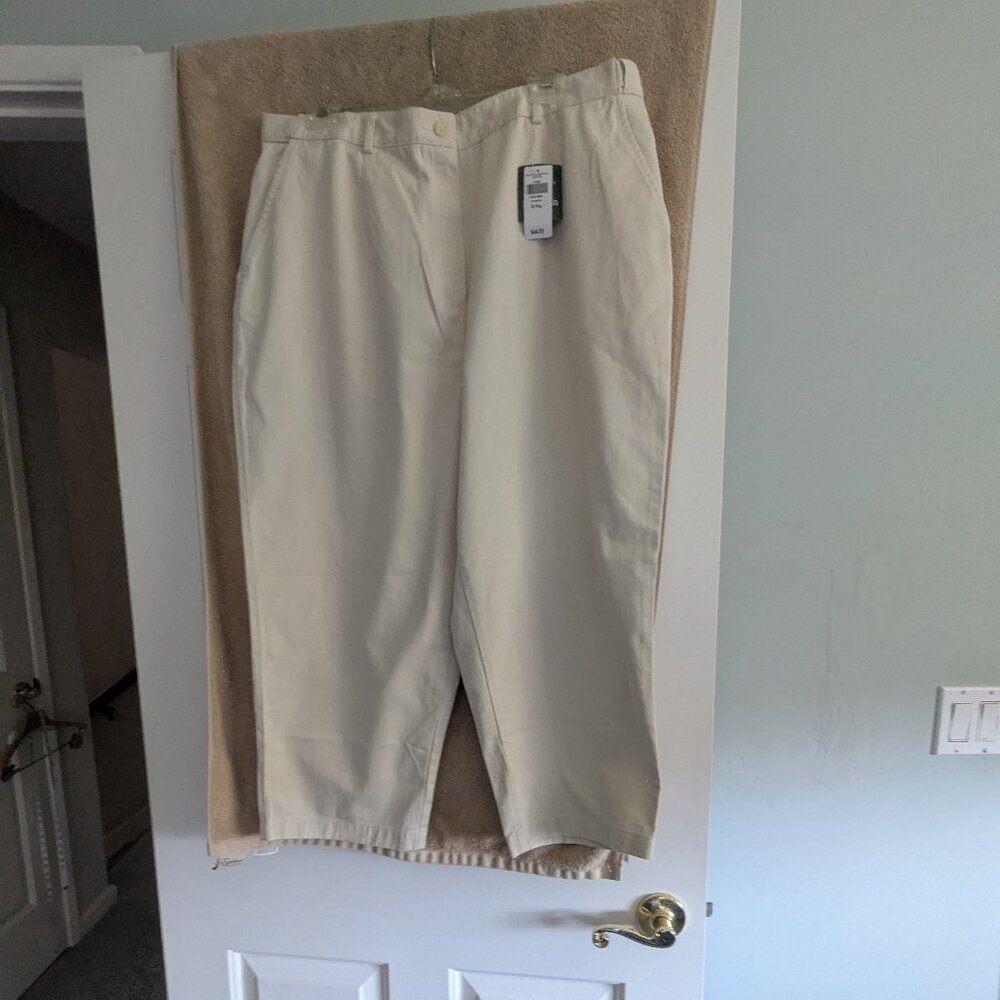 L.L. Bean Twill Crop Pants - Original Fit Size 20 Regular - NWT